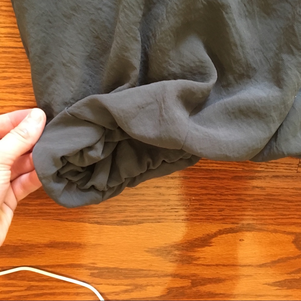 Elastic bottom dress - Picture 3 of 4